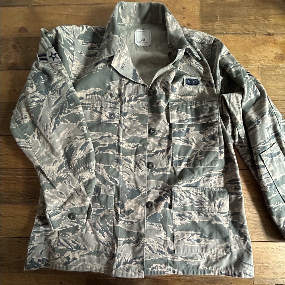 💖5 for $50💖USA AIR FORCE Camouflage Utility Jacket Desert Camo Best fit for Med - Picture 6 of 9